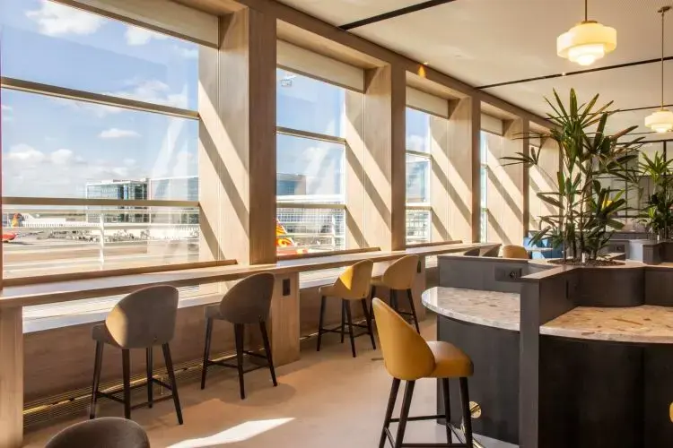 Blog Post 'Brussels Airport Lounges' cover image.webp
